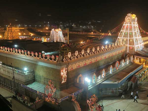 World’s richest temple TTD turns to TCS to tide over demonetisation drive