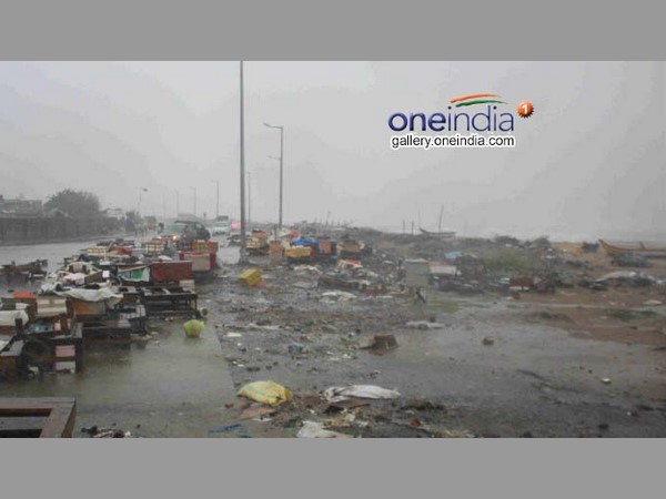 పునరావాస కేంద్రాలకు తరలింపు