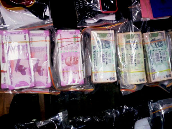 అదే మార్గం చూపింది... అదే మార్గం చూపింది...