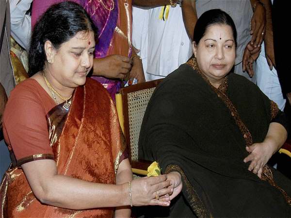 పార్టీకే పరిమితమౌతారా ప్రభుత్వంలో కూడ చక్రం తిప్పుతారా