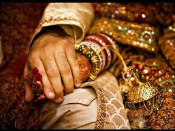 ప్రకృతి ప్రేమికుల పెళ్ళిలో ప్రకృతి రక్షణ