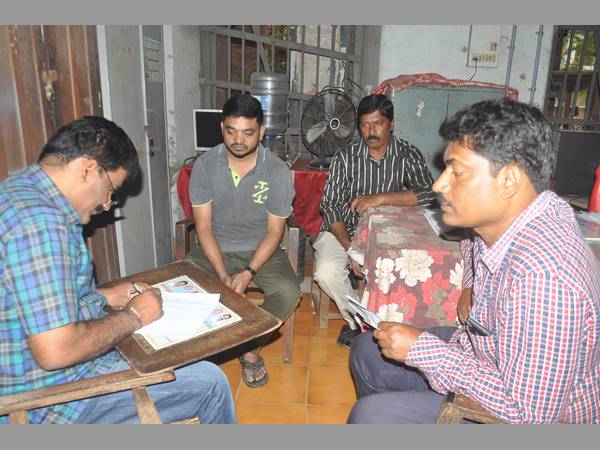 డబ్బులు ఇవ్వనిదే ఫైలు కదల్లేదు