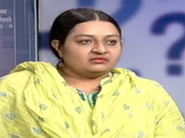 శశికళ వ్యతిరేకులు దీపాకు మద్దతిస్తారా ? శశికళ వ్యతిరేకులు దీపాకు మద్దతిస్తారా ?