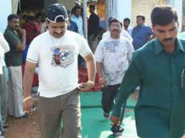  సస్పెన్షన్ తర్వాతే విచారణ