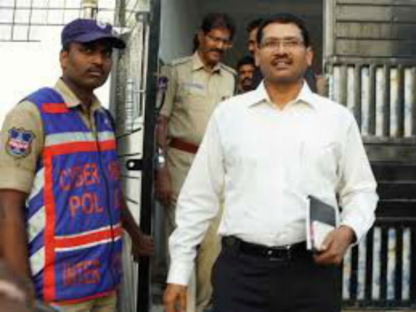  సంబంధాలుంటే చర్యలు తప్పవు