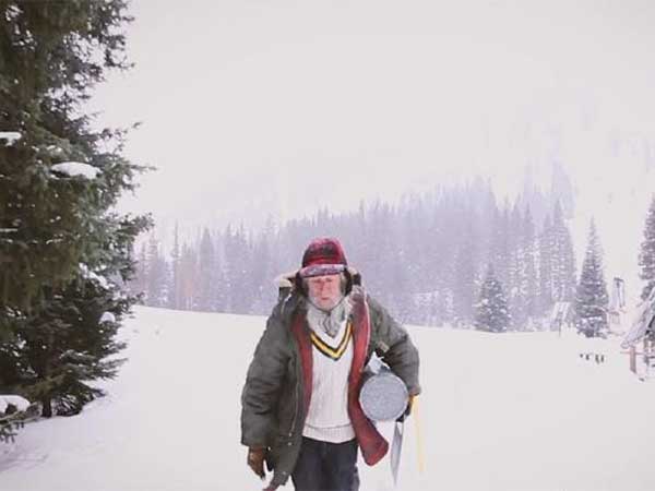 ఒంటరిగా.. ఏ తోడూ లేకుండా...