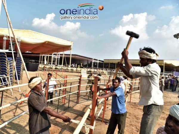 ఐకానిక్ స్ట్రక్చర్లు.. ఐకానిక్ స్ట్రక్చర్లు..