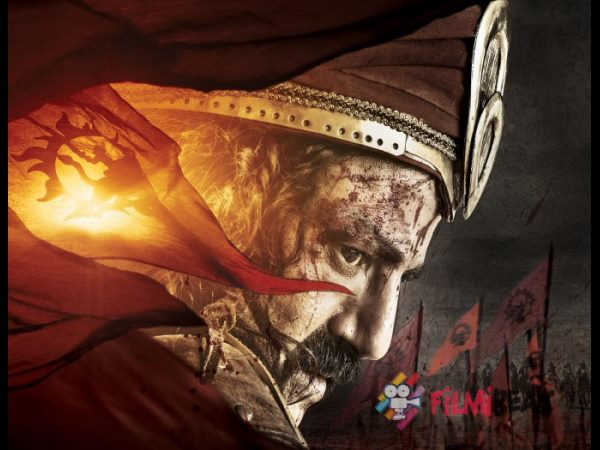 అవాస్తవాలతో సినిమా