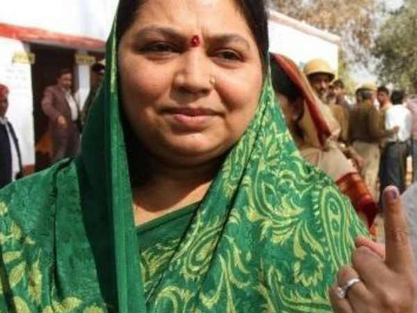 అసలు గొడవ ఎక్కడ?