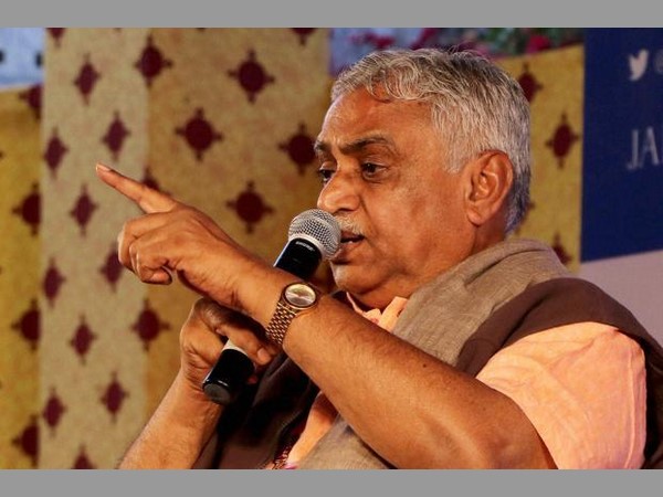 రిజర్వేషన్లే వద్దు..