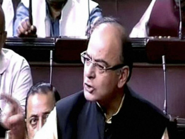 సామాన్యులపై వరాలు కురిపించనున్న కేంద్రం