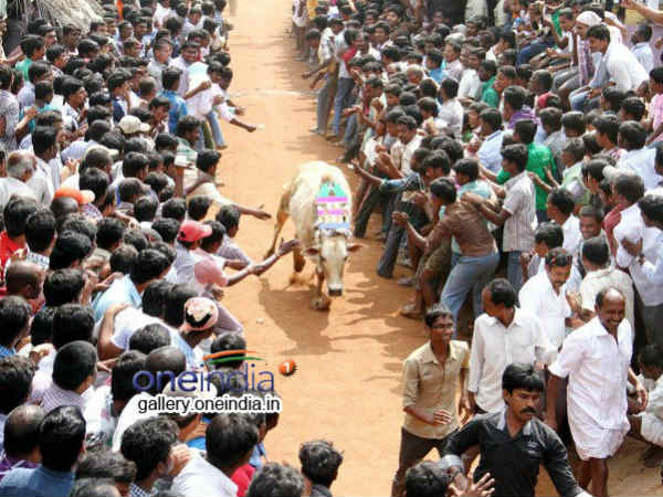 తెలుగు రాష్ట్రాల్లోని నేతల్లో మార్పు రావాలి...