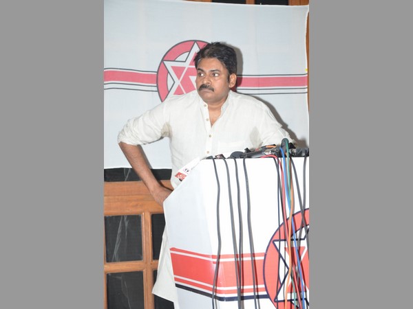 మూడేళ్లు ఇరుకున పెట్టలేదని..