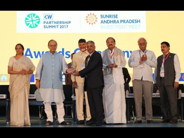 జగన్ ఘోరంగా తిట్టారు