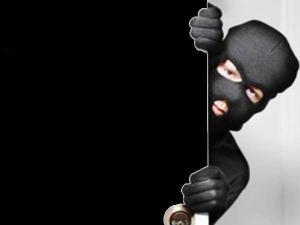 Theif stolen necklace on the name of producer Theif stolen necklace on the name of producer