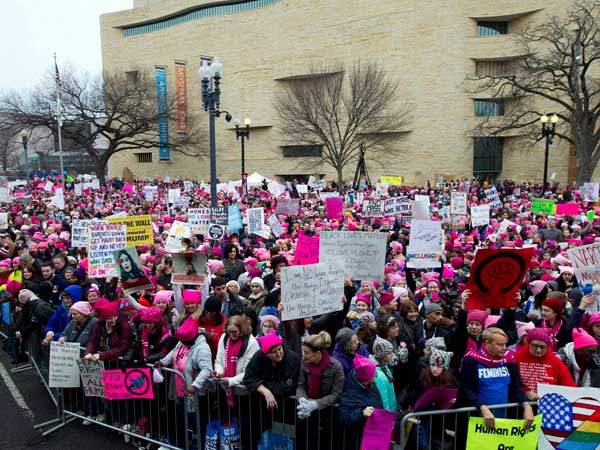 విమానాశ్రయాలే లక్ష్యంగా...