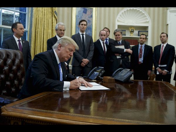 వ్యతిరేకించిన అటార్నీ జనరల్స్