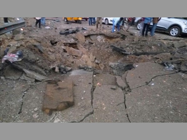 లోయలోపడిన వాహనం