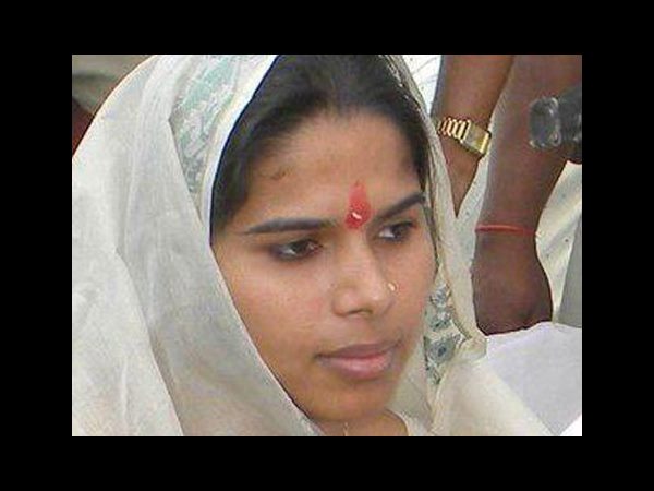 అలహాబాద్ లో బీఎస్పీ అభ్యర్థిగా పూజా పాల్