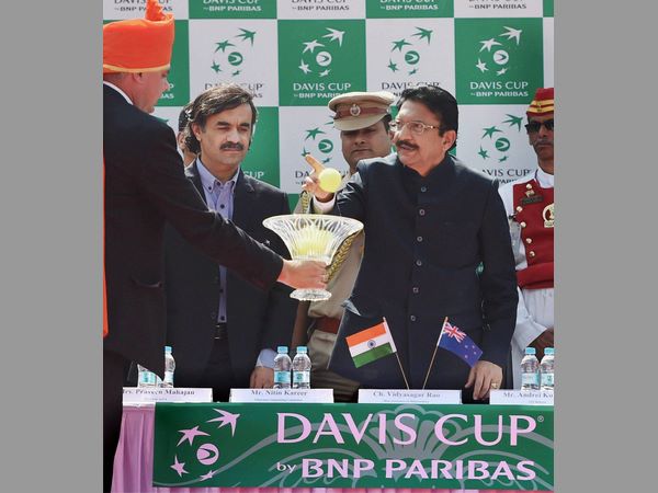శశికళకు ఎందుకంత తొందర