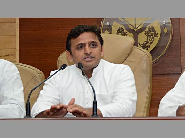  అఖిలేష్ నినాదం అదే..