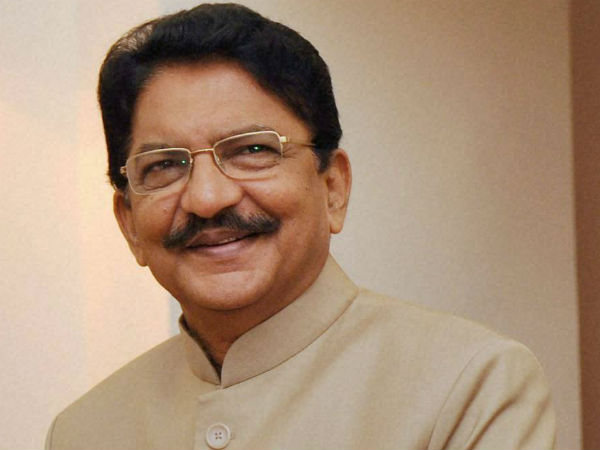 అందువల్లనే విద్యాసాగర రావు జాప్యం