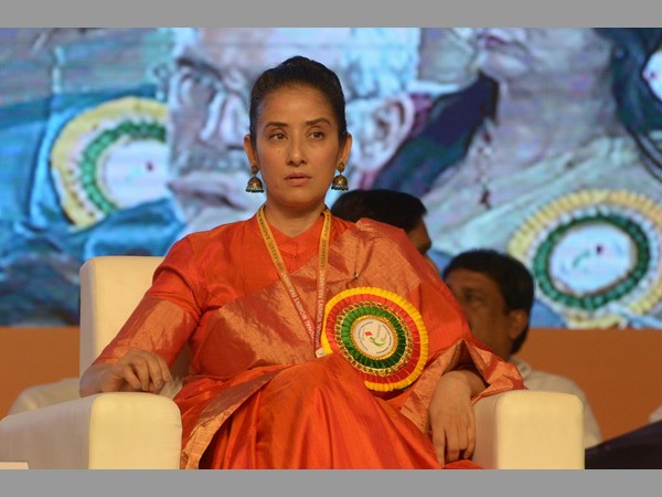 ఇంటా, బయటా ఇదే... ఇంటా, బయటా ఇదే...