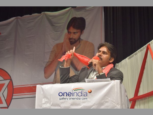 హోదా నెరవేర్చాల్సిందే..
