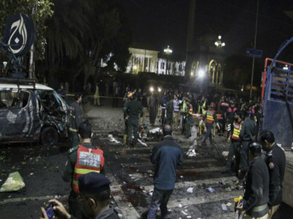 పేల్చేసుకున్నాడు..