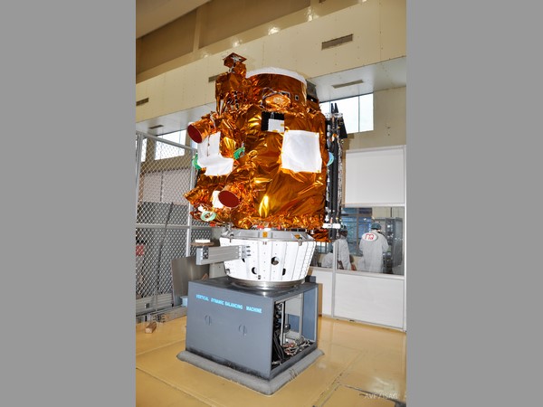 ఒకేసారి 104 ఉపగ్రహాలు