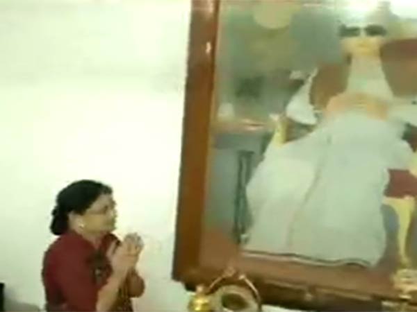 జయ నేతృత్వంలో..