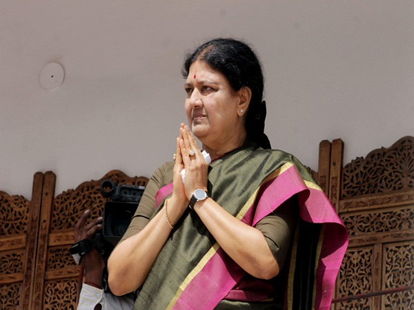 పన్నీరు ప్రయత్నాలు విఫలం