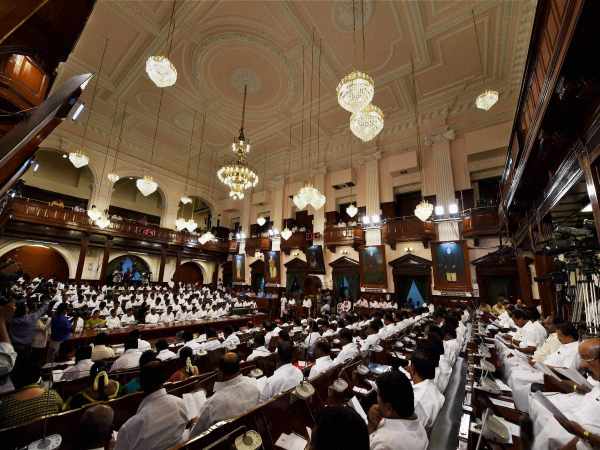 అవమానానికి గురయ్యా, టార్చర్ పెడుతున్నారు: స్పీకర్ 