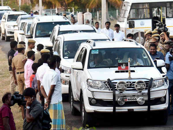 సీఎం పళనిసామి, స్పీకర్ కు తగిలిన సెగ