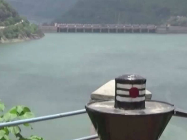 AP says Telangana has no roght on Srisailam water AP says Telangana has no roght on Srisailam water