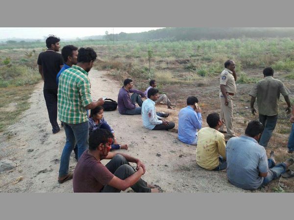 బస్సు ప్రమాదంపై చంద్రబాబు దిగ్భ్రాంతి