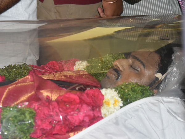 అమెరికాలో ఉద్యోగం చేయడం వెనుక శ్రీనివాస్ కృషి