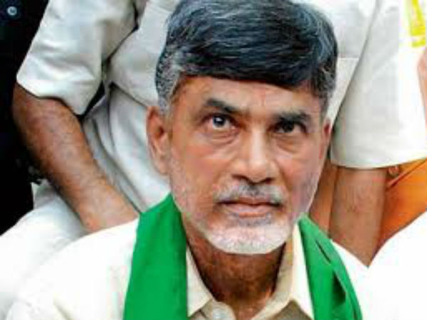 ఫైళ్లు మోసుకుని, కాలినడకన తిరిగా...