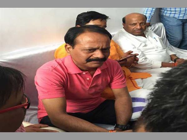 కోటీశ్వర్లు, క్రిమినల్స్‌కే బీఎస్పీ పెద్దపీట