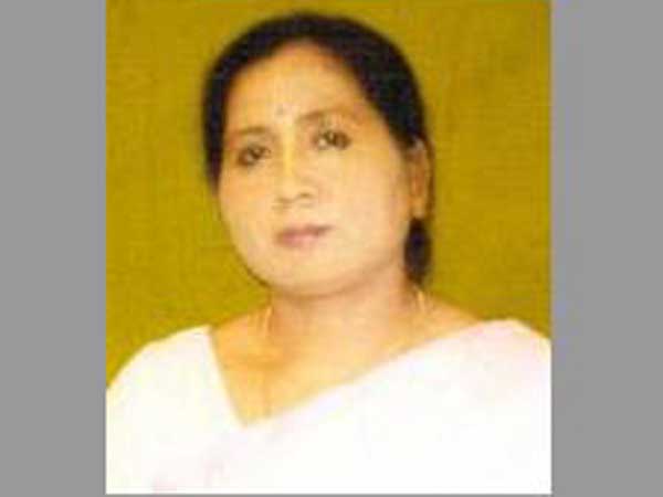 ముందు భార్య.. తాజాగా తనయుడు