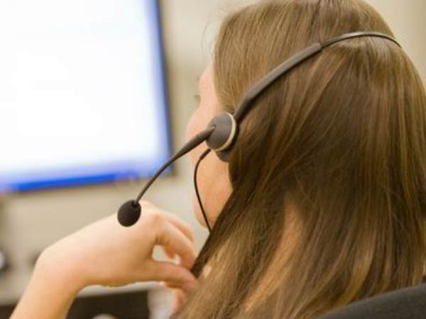 కాల్ సెంటర్లపై ట్రంప్ కన్ను