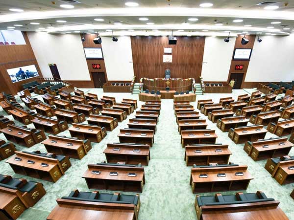 కొత్త అసెంబ్లీకి ఐదు ద్వారాలు