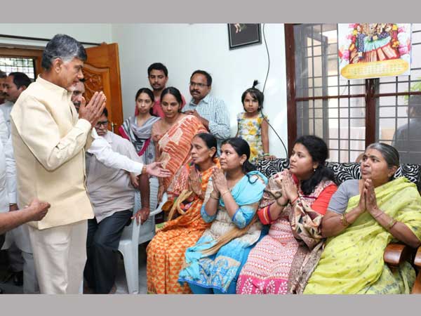 సునయ నుంచి ఆరా