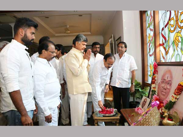 శివశంకర్ కుటుంబ సభ్యులకూ పరామర్శ