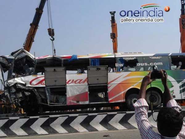 జగన్‌కు చెప్పడం వల్ల కాదని..