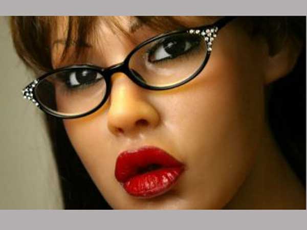 రూపురేఖలు అచ్చు మనలాగే... రూపురేఖలు అచ్చు మనలాగే...