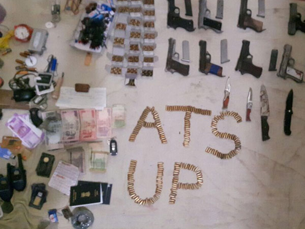 చిక్కిన ఉగ్రవాదులు