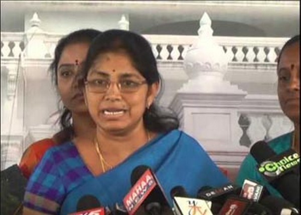 సంక్షేమ పథకాలు సరే.. ప్రభుత్వ నిర్ణయాల్లో భాగస్వామ్యమేదీ?