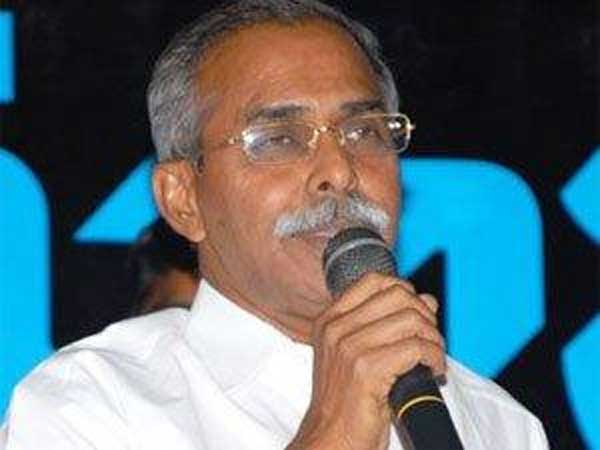 టిడిపిలో ఉన్న వారిపై వైసిపి ఆశలు