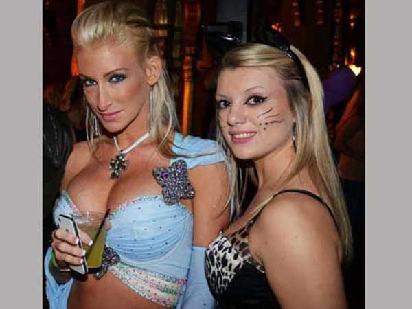 నాడియా హిల్టన్ పేరుతో...